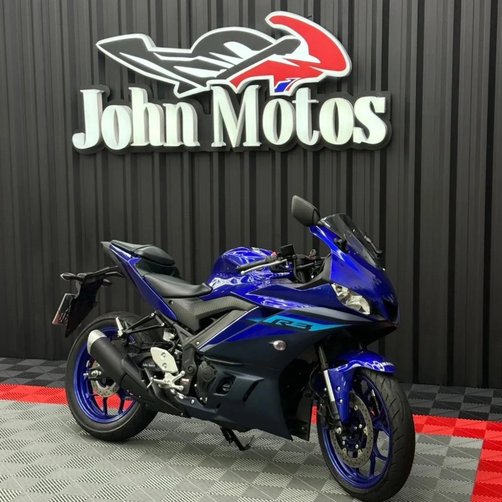 YAMAHA YZF R-3 321/ABS